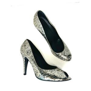 Chanel Silver Metallic Textured Leather Peep Toe Pumps Heels Size 38.5